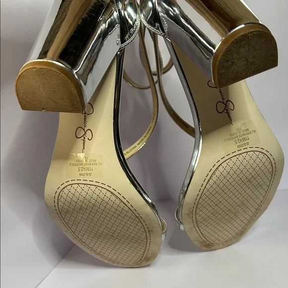 Jessica Simpson Silver Strappy High Heel Sandals 11 - Picture 4 of 4